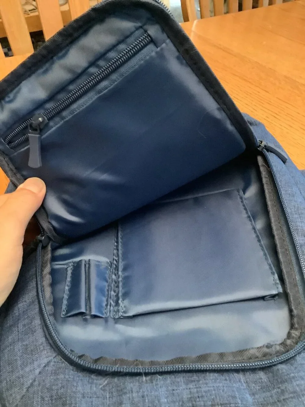 Rivacase 7529 Blue 13.3
